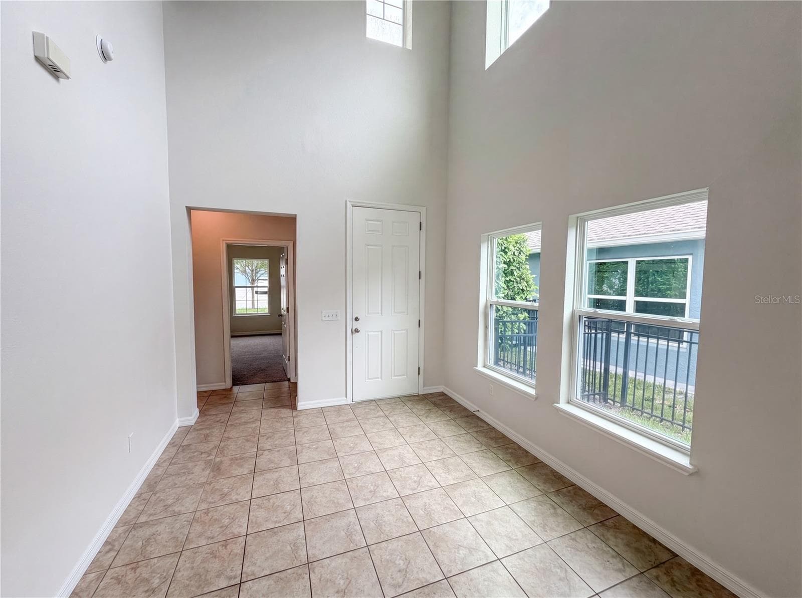 Single Family Residence at 811 MAPLE LEAF LOOP, WINTER SPRINGS, photo 7 of 30