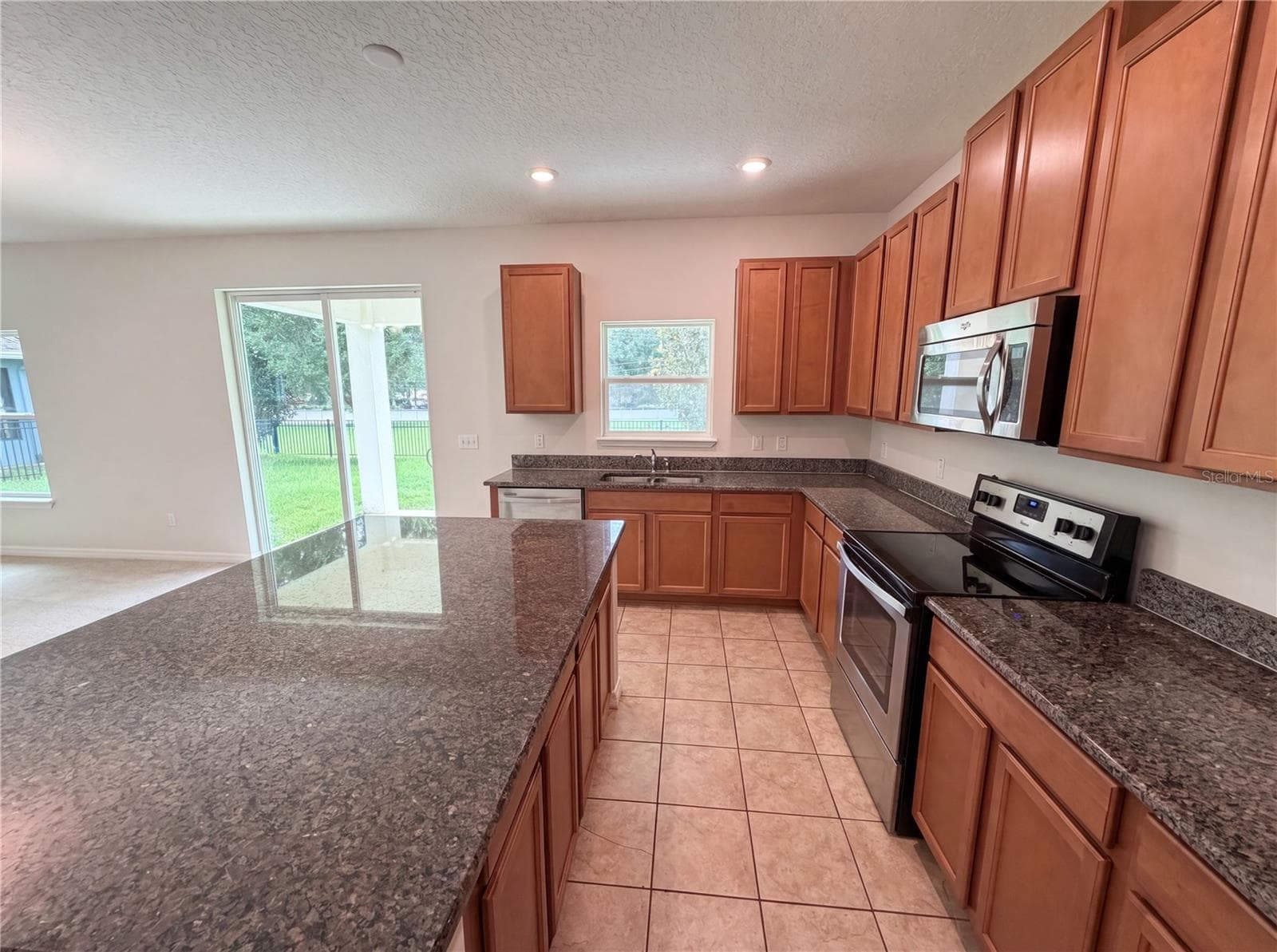 Single Family Residence at 811 MAPLE LEAF LOOP, WINTER SPRINGS, photo 11 of 30