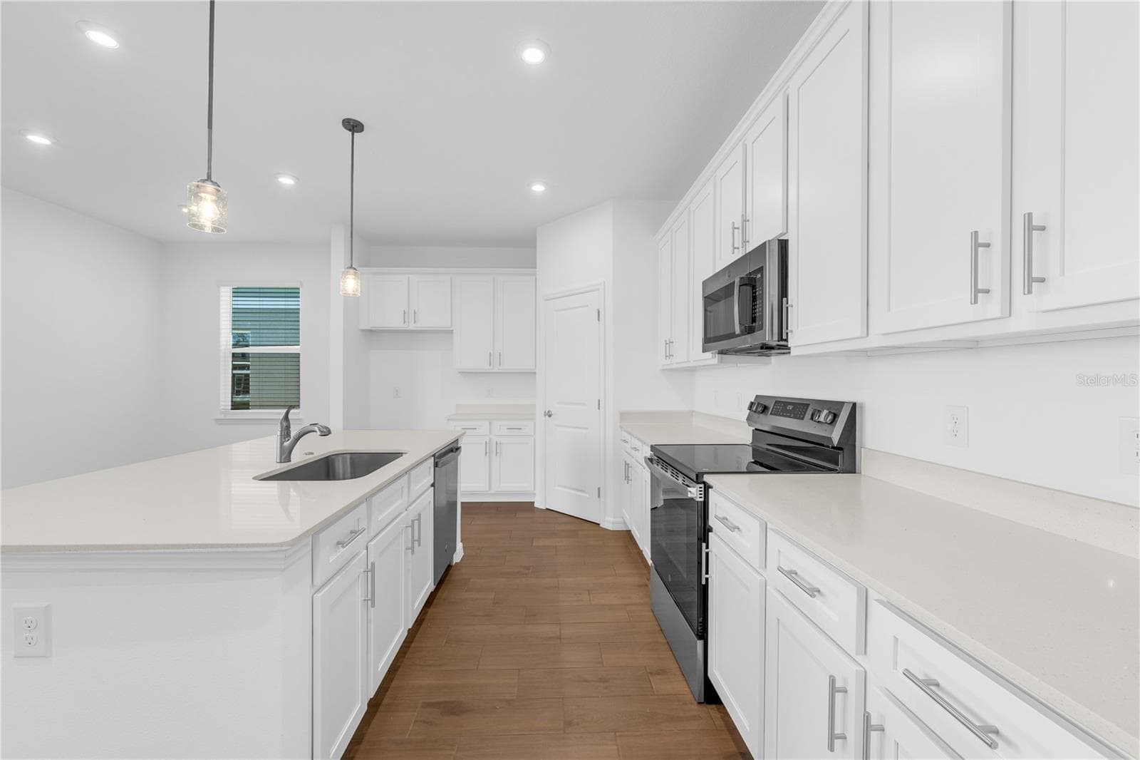Single Family Residence at 876 CASTLEFORD AVE NE, PALM BAY, photo 12 of 36