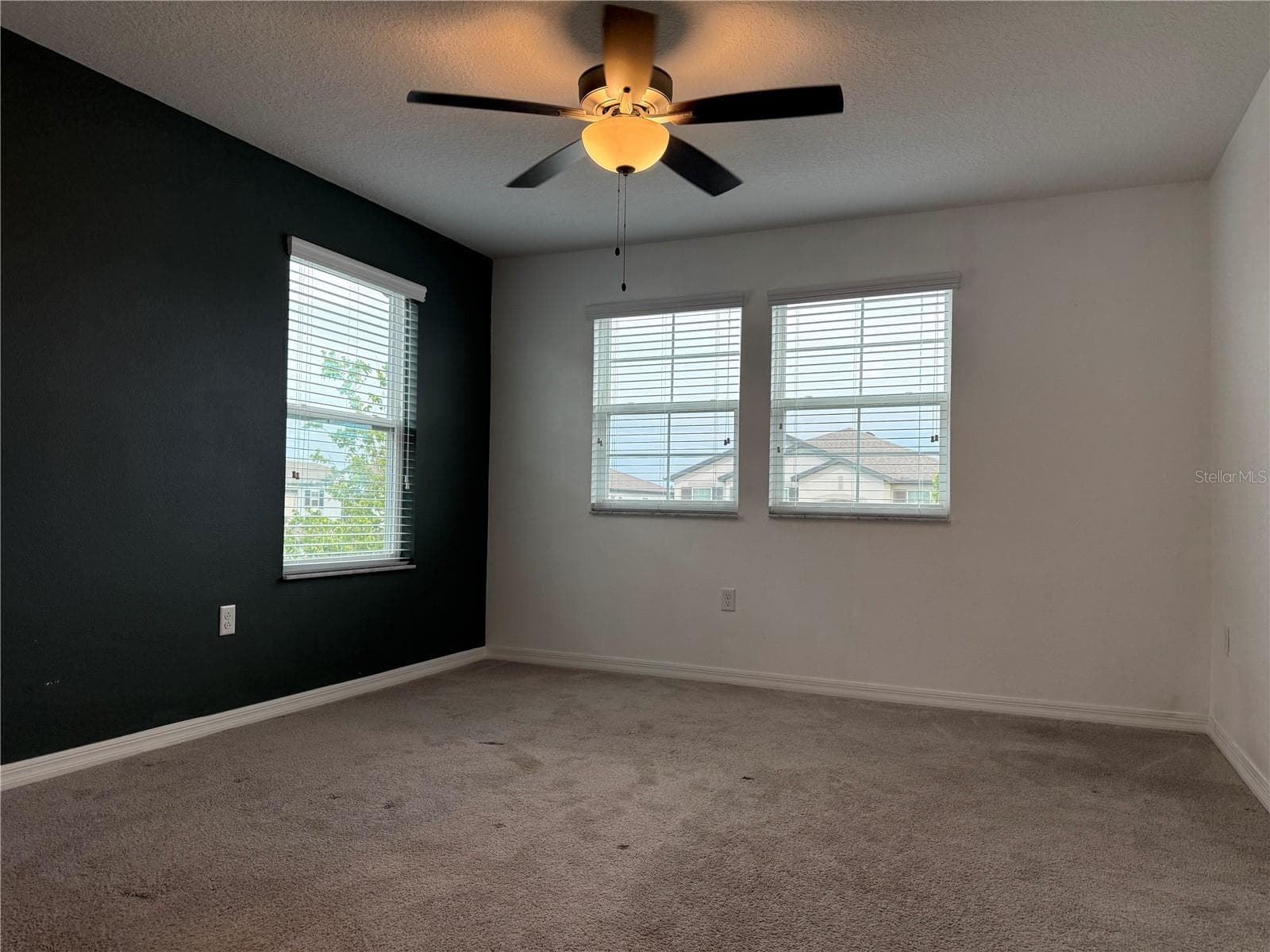 Single Family Residence at 33263 SYCAMORE LEAF DR, WESLEY CHAPEL, photo 18 of 52