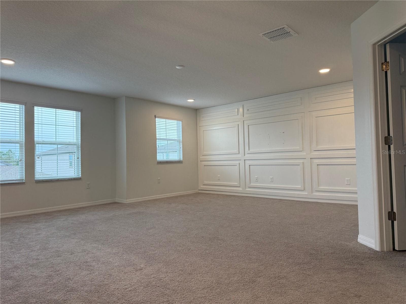 Single Family Residence at 33263 SYCAMORE LEAF DR, WESLEY CHAPEL, photo 34 of 52