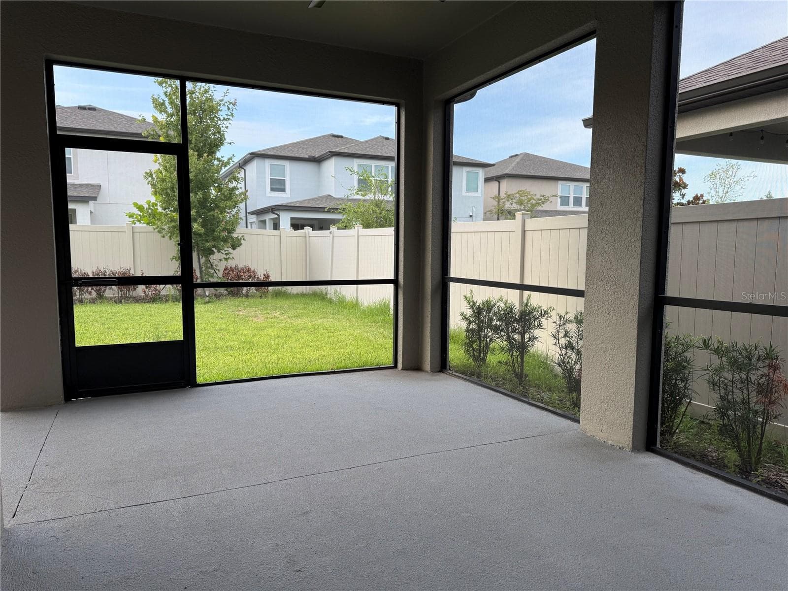 Single Family Residence at 33263 SYCAMORE LEAF DR, WESLEY CHAPEL, photo 42 of 52