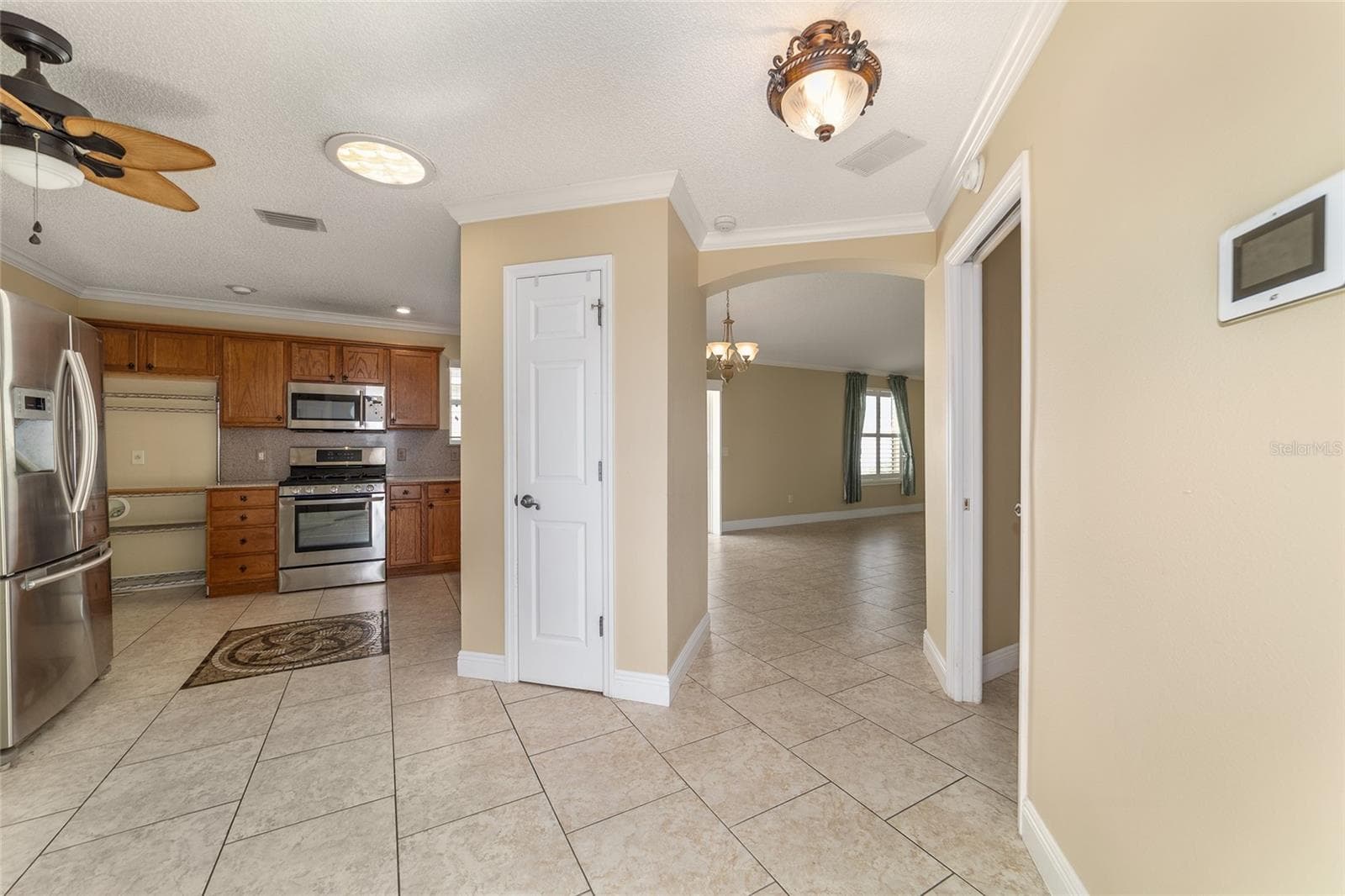 Villa at 587 AUDREY LN, THE VILLAGES, photo 8 of 48