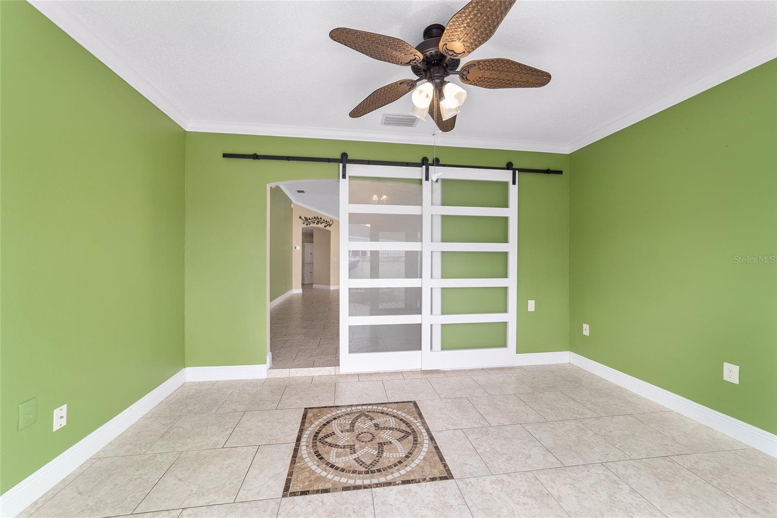Villa at 587 AUDREY LN, THE VILLAGES, photo 16 of 48