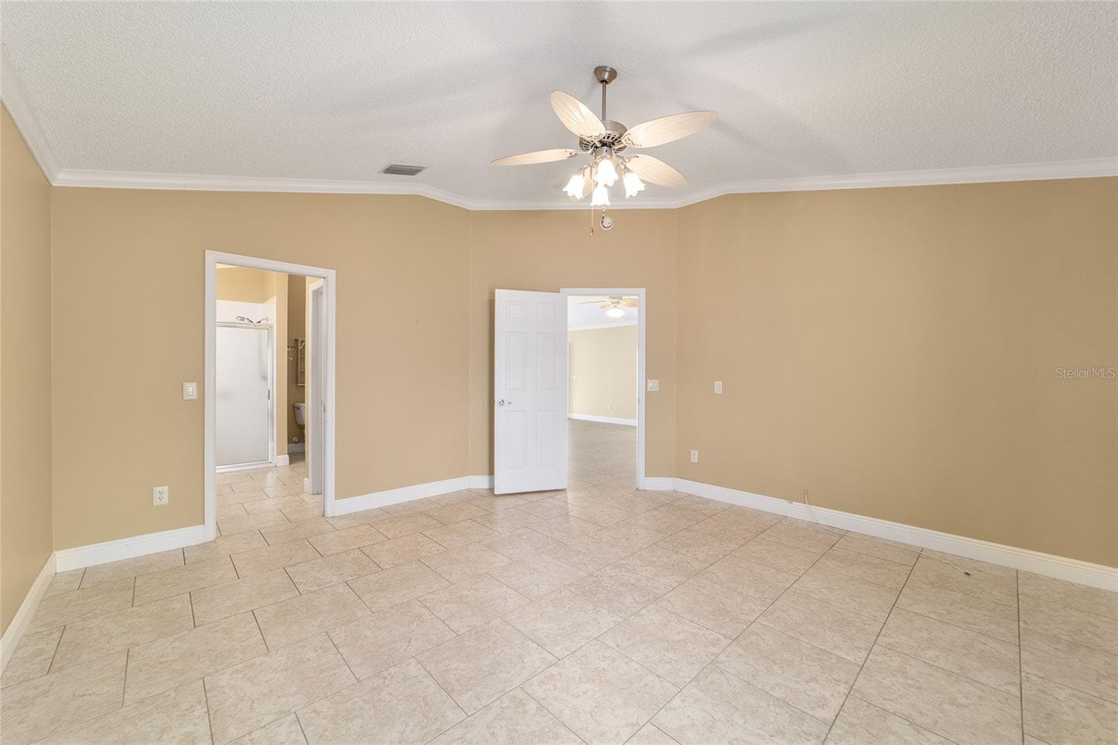 Villa at 587 AUDREY LN, THE VILLAGES, photo 23 of 48