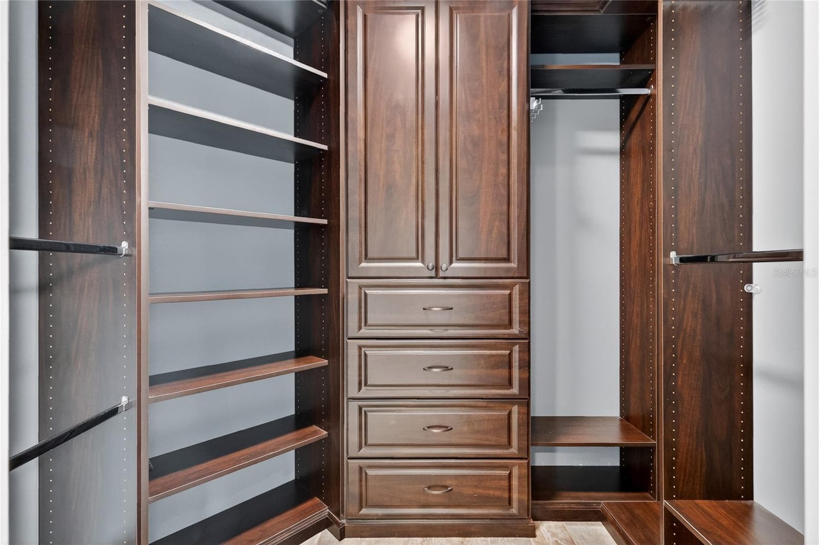 Closets by Design walk-in closet ~ - 5006 RISHLEY RUN WAY, MOUNT DORA