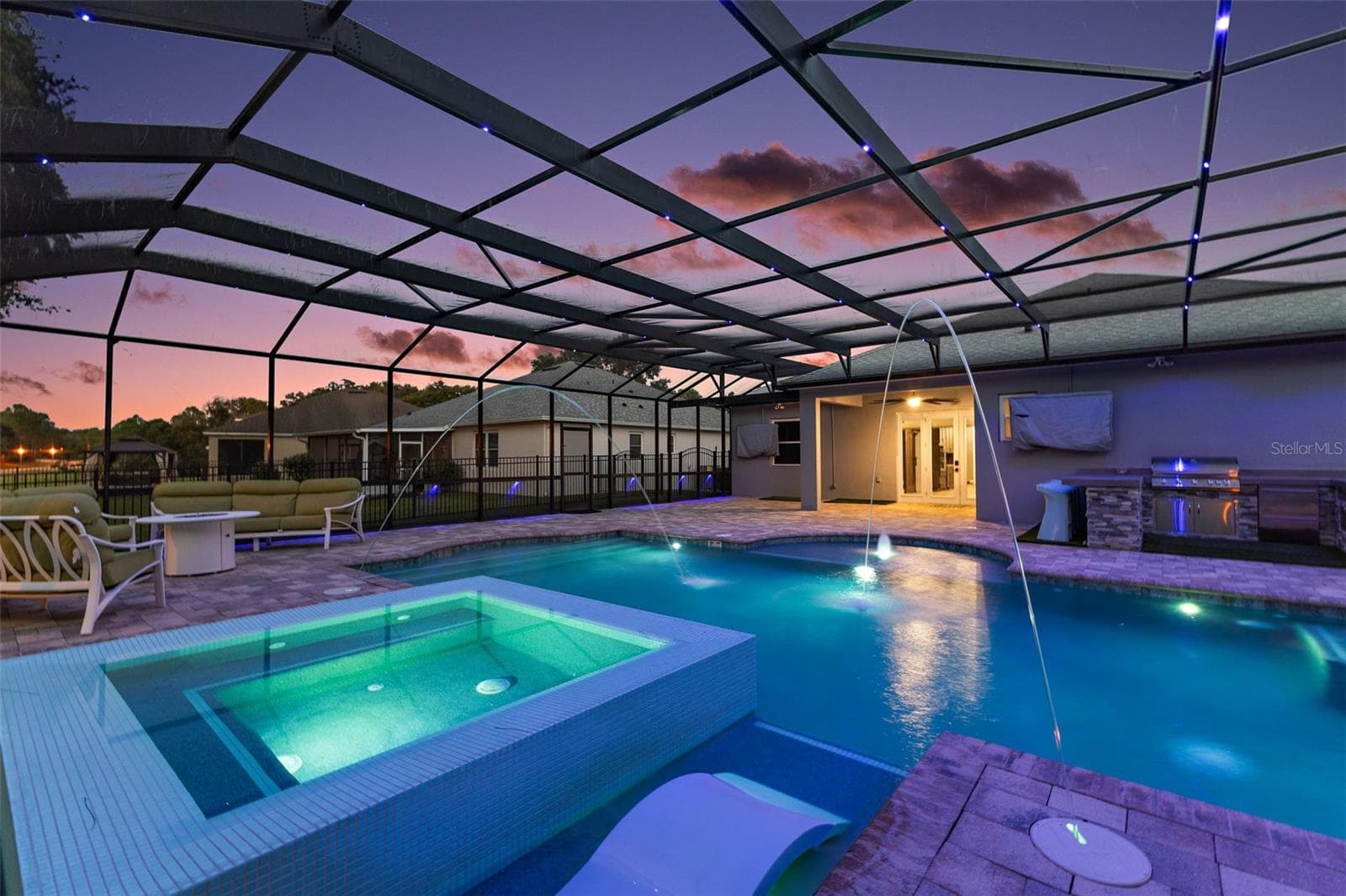 The arched water feature also has lights ~ - 5006 RISHLEY RUN WAY, MOUNT DORA
