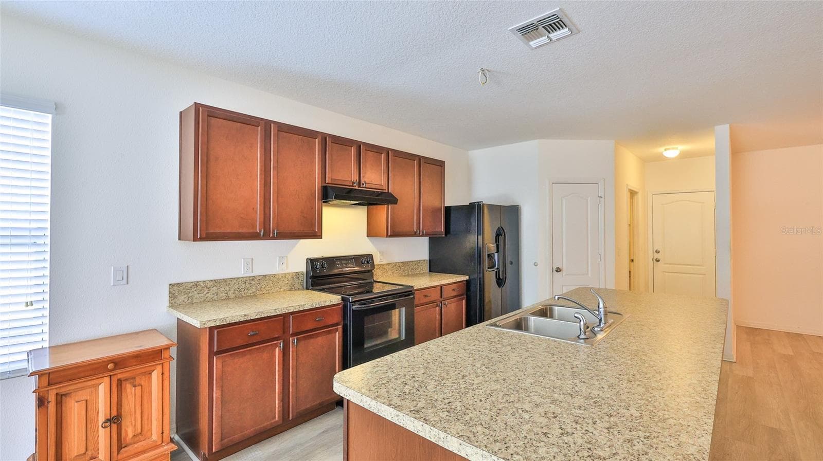 Single Family Residence at 346 ADMIRALTY CT, EDGEWATER, photo 9 of 35