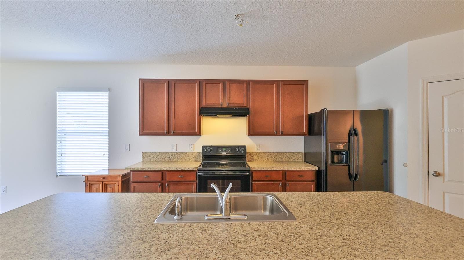 Single Family Residence at 346 ADMIRALTY CT, EDGEWATER, photo 11 of 35