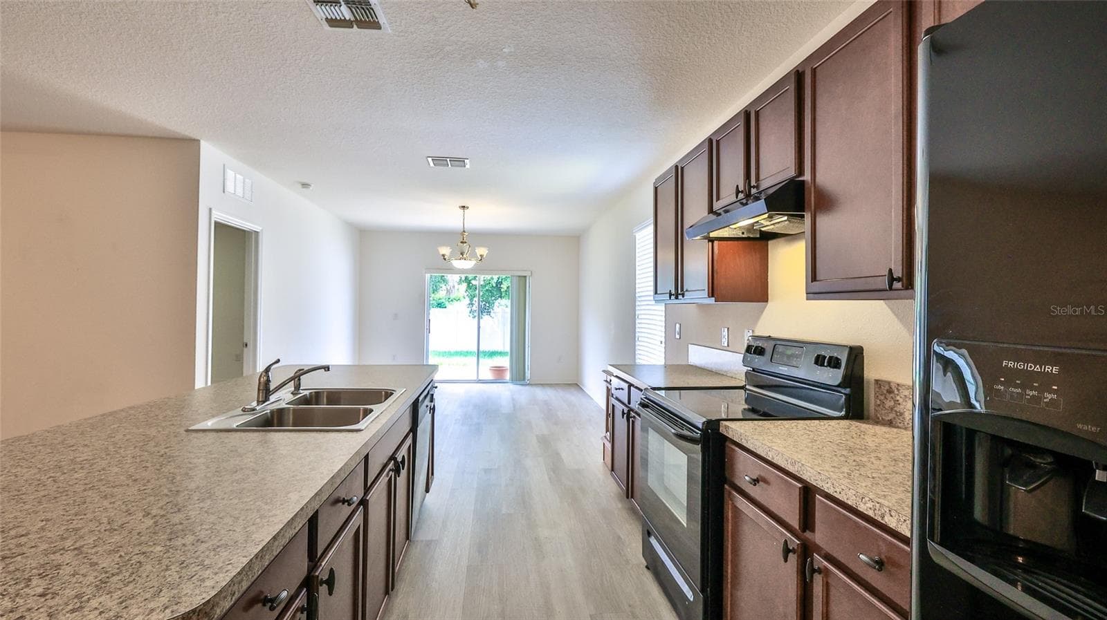 Single Family Residence at 346 ADMIRALTY CT, EDGEWATER, photo 2 of 35