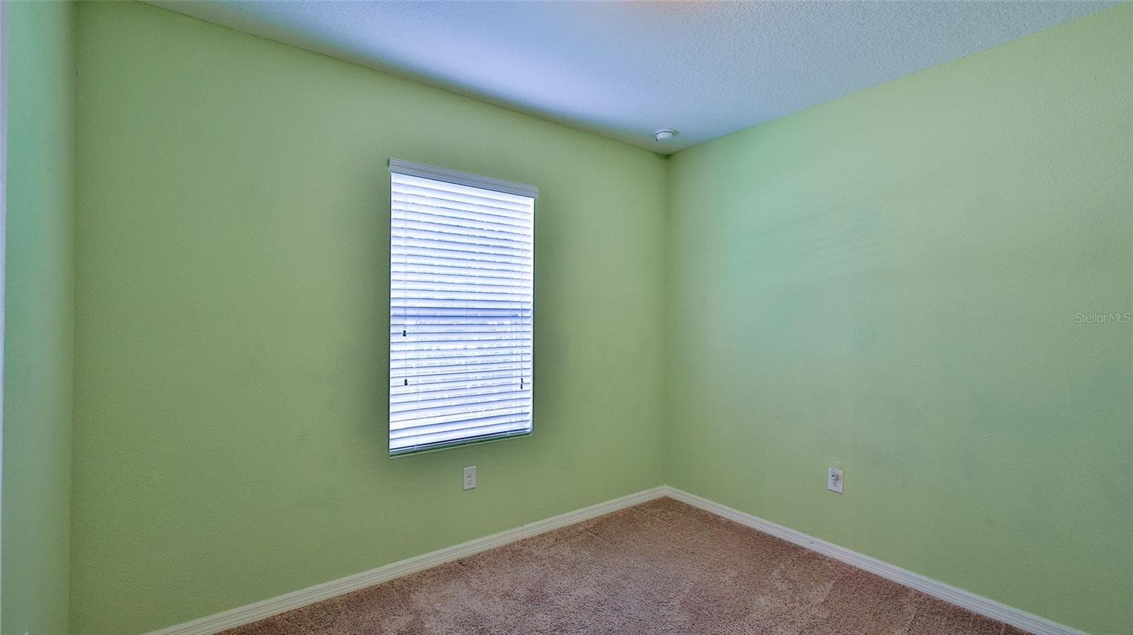 Single Family Residence at 346 ADMIRALTY CT, EDGEWATER, photo 8 of 35