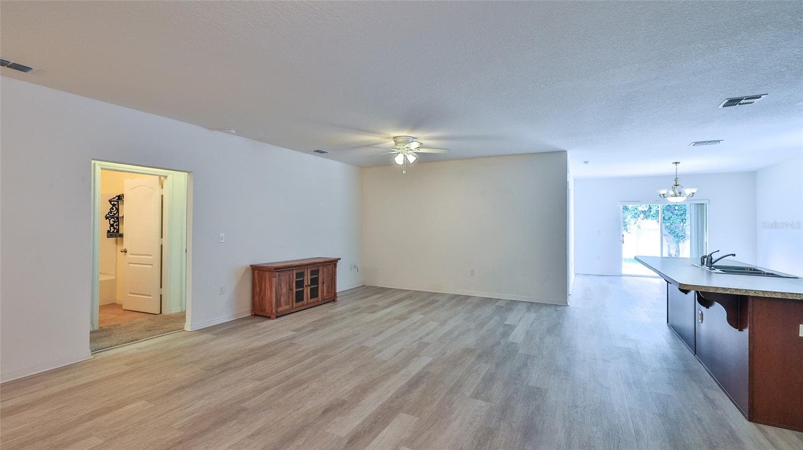 Single Family Residence at 346 ADMIRALTY CT, EDGEWATER, photo 17 of 35