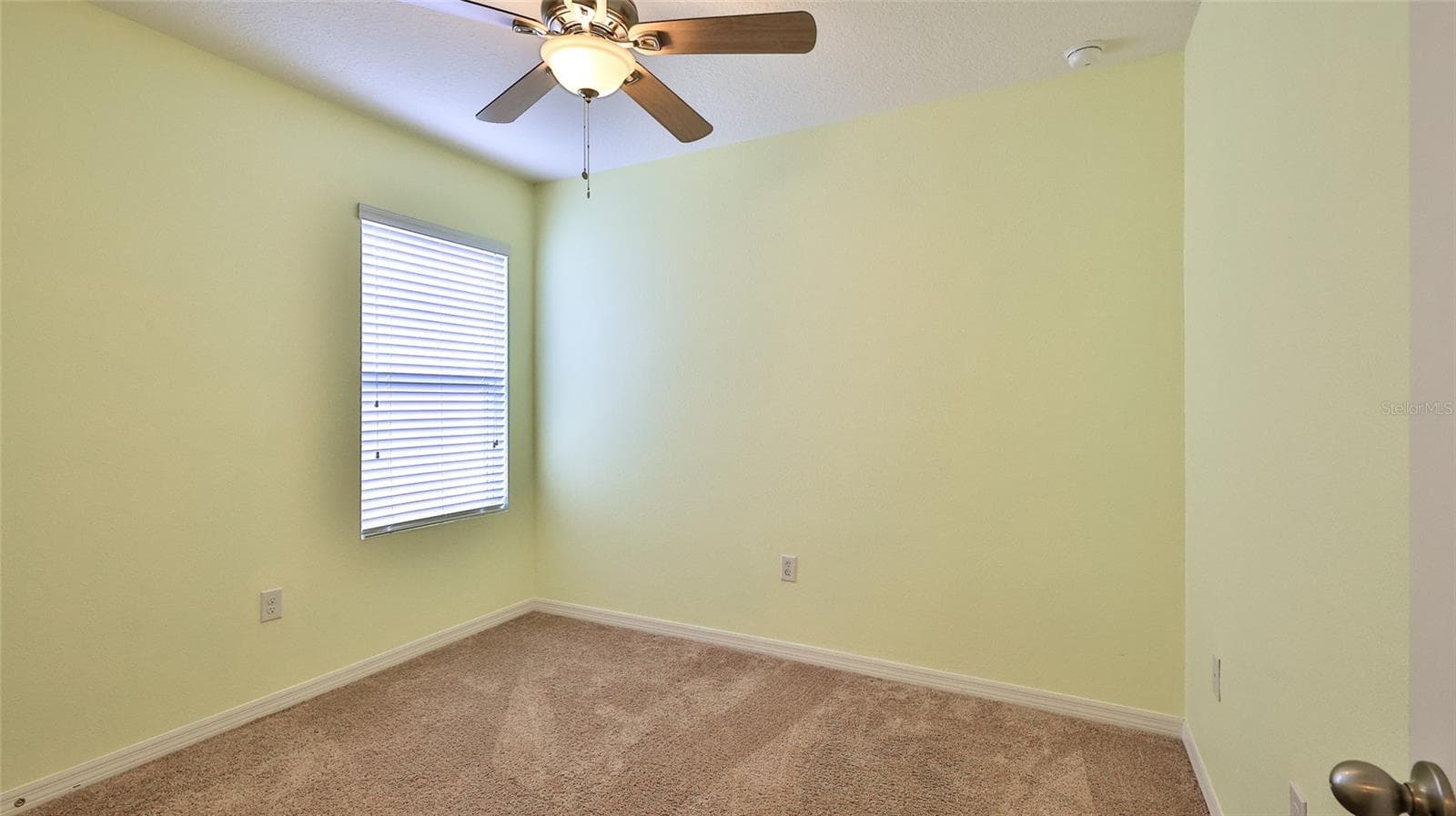 Single Family Residence at 346 ADMIRALTY CT, EDGEWATER, photo 18 of 35