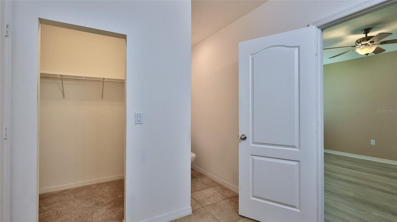 Single Family Residence at 346 ADMIRALTY CT, EDGEWATER, photo 23 of 35