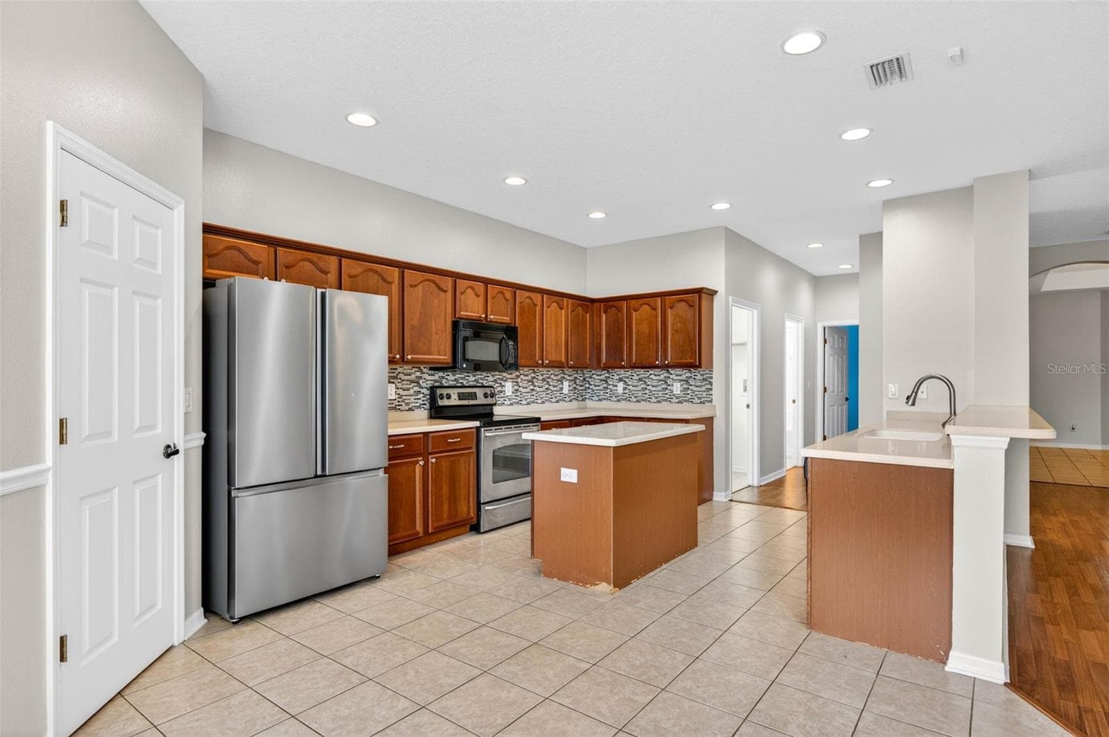 Kitchen - 612 MARION HILL LN, RUSKIN