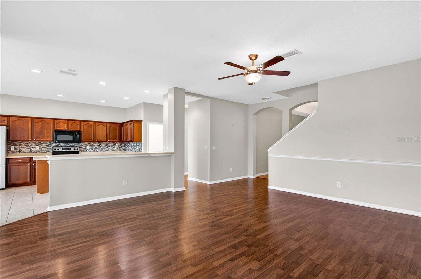 Family Room & Kitchen - 612 MARION HILL LN, RUSKIN