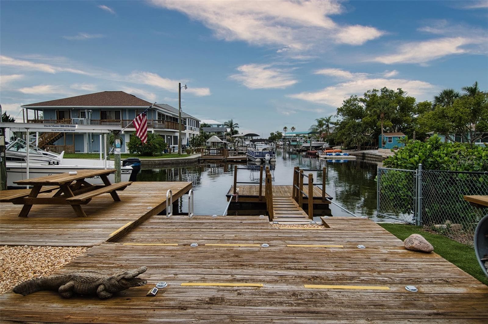 Stationary dock + floating dock. - 6420 BOATYARD DR, HUDSON