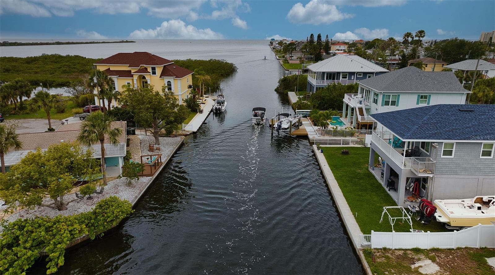 Another view of access canal to Gulf. - 6420 BOATYARD DR, HUDSON