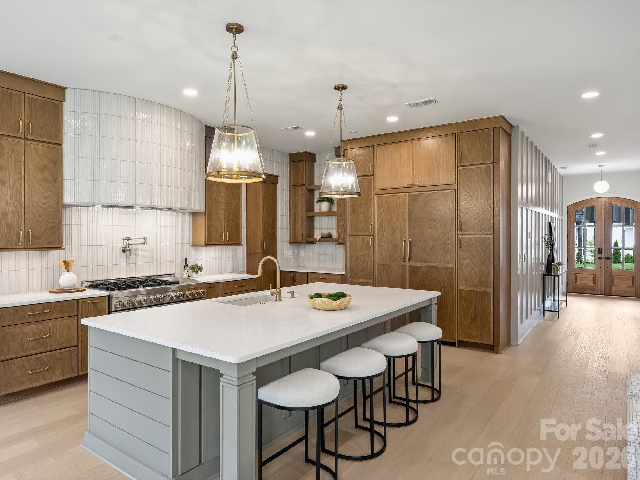 Single Family Residence at 923 Laurel Creek Lane, Charlotte, photo 12 of 42
