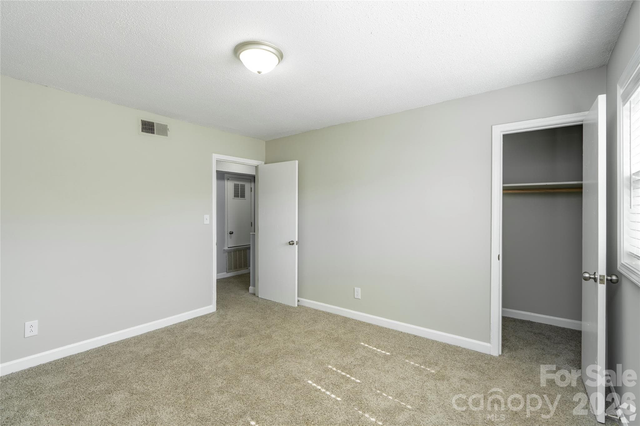 Apartment at Mount Holly, photo 14 of 16