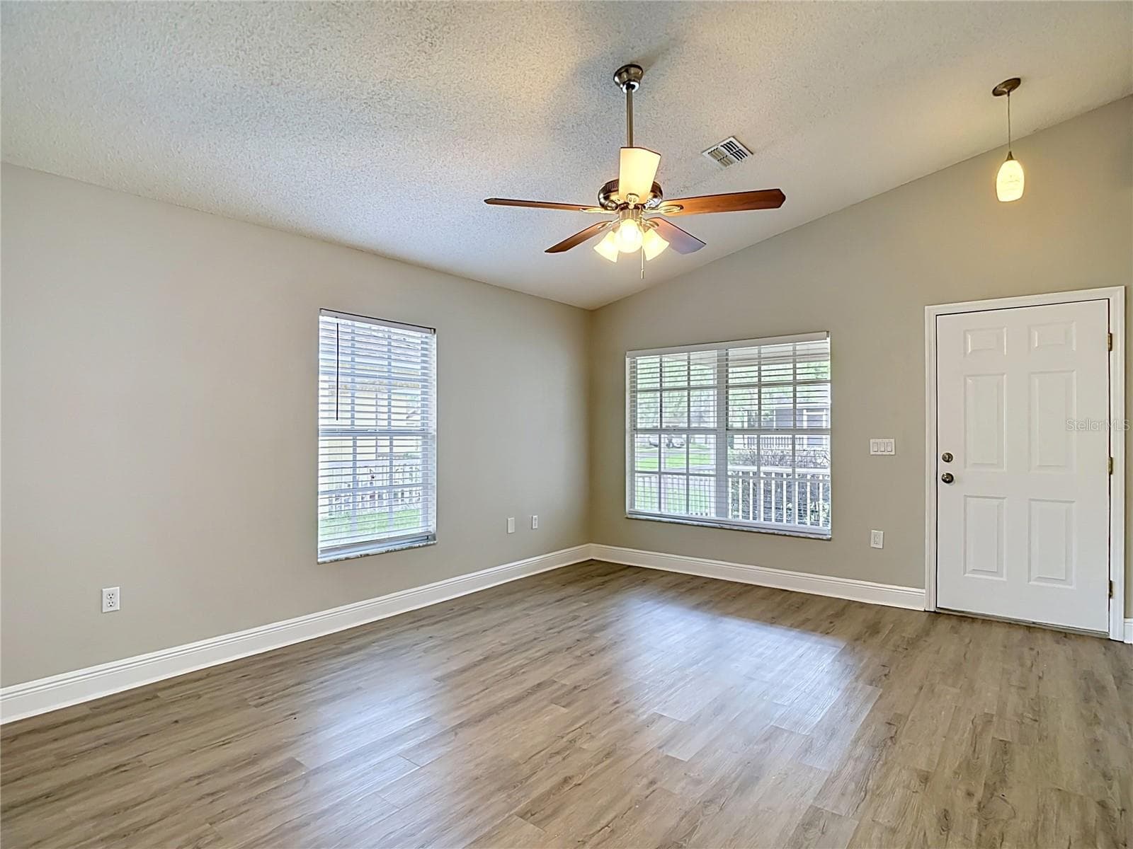 Single Family Residence at 7834 CHADWICK DR, NEW PORT RICHEY, photo 3 of 24