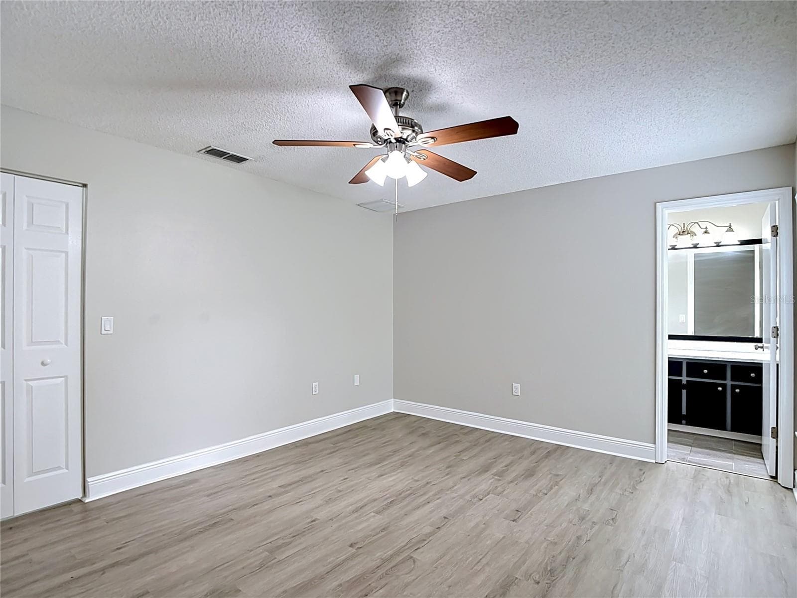 Single Family Residence at 7834 CHADWICK DR, NEW PORT RICHEY, photo 9 of 24