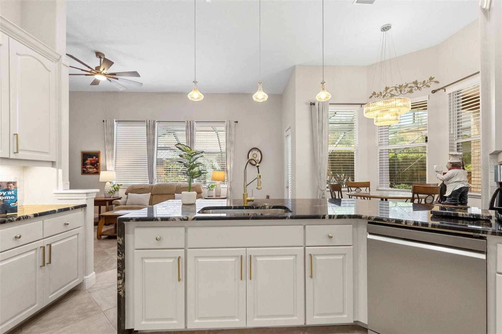 Kitchen-Waterfall Granite Countertop - 20203 CANE RIVER WAY, TAMPA