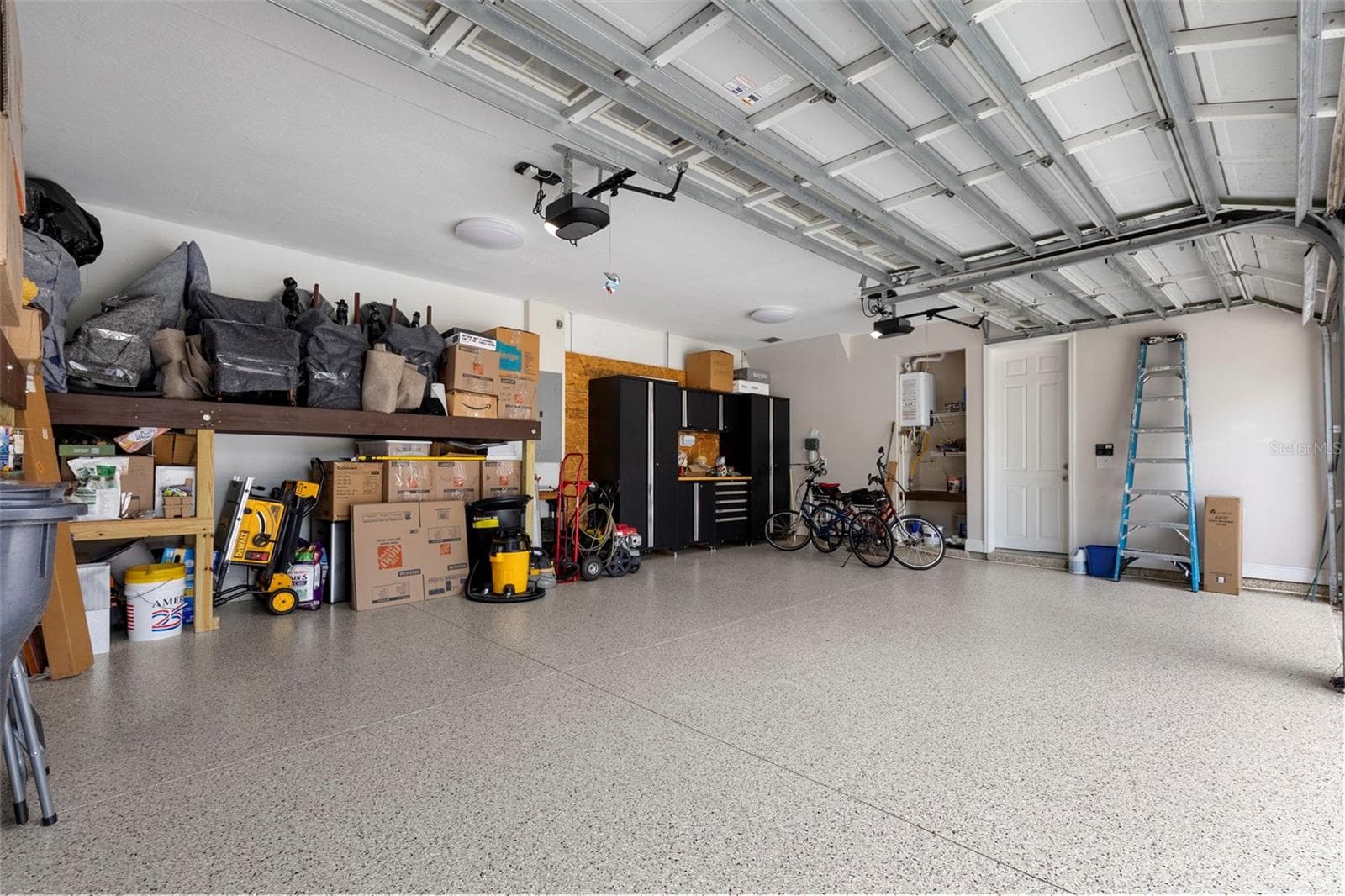 Garage-Epoxy Flooring - 20203 CANE RIVER WAY, TAMPA
