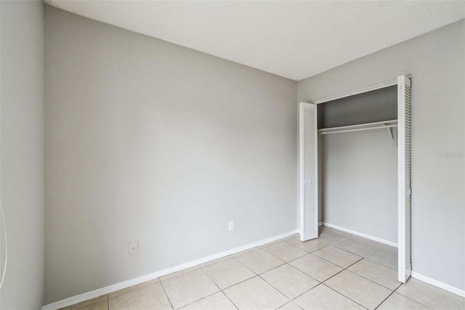 Townhouse at 2 LAKE VILLA WAY, KISSIMMEE, photo 12 of 27