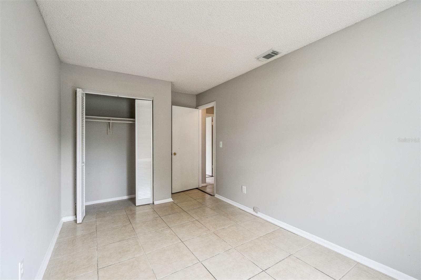 Townhouse at 2 LAKE VILLA WAY, KISSIMMEE, photo 13 of 27