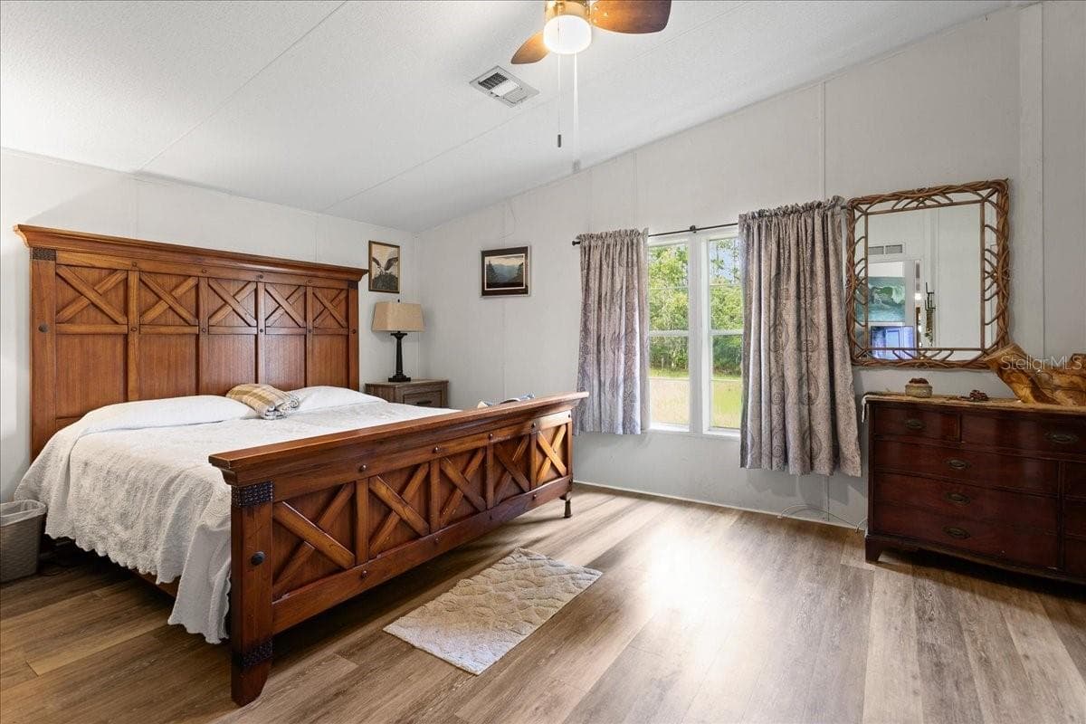 Manufactured Home at 7220 NE 24TH LOOP, HIGH SPRINGS, photo 13 of 38