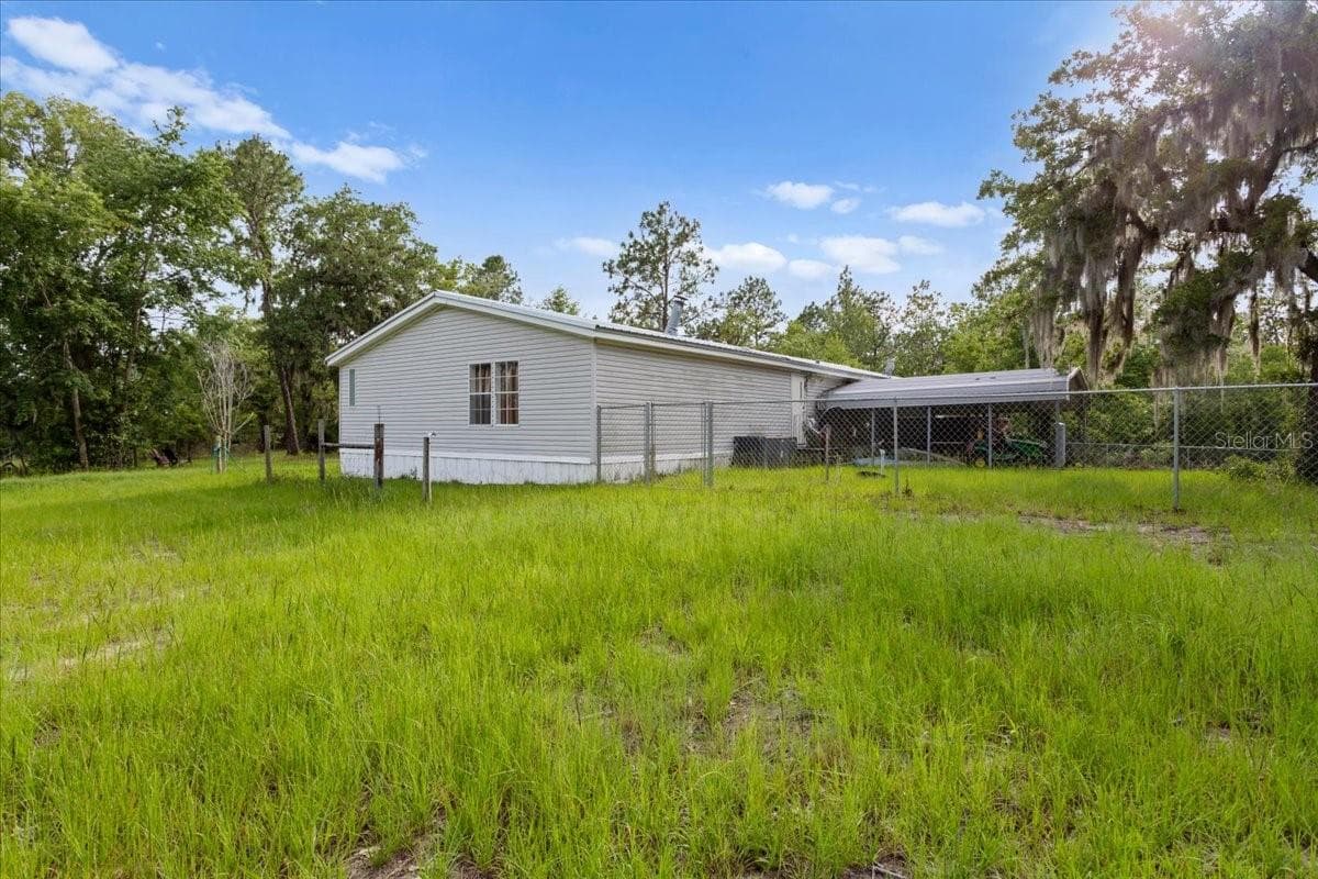 Manufactured Home at 7220 NE 24TH LOOP, HIGH SPRINGS, photo 26 of 38