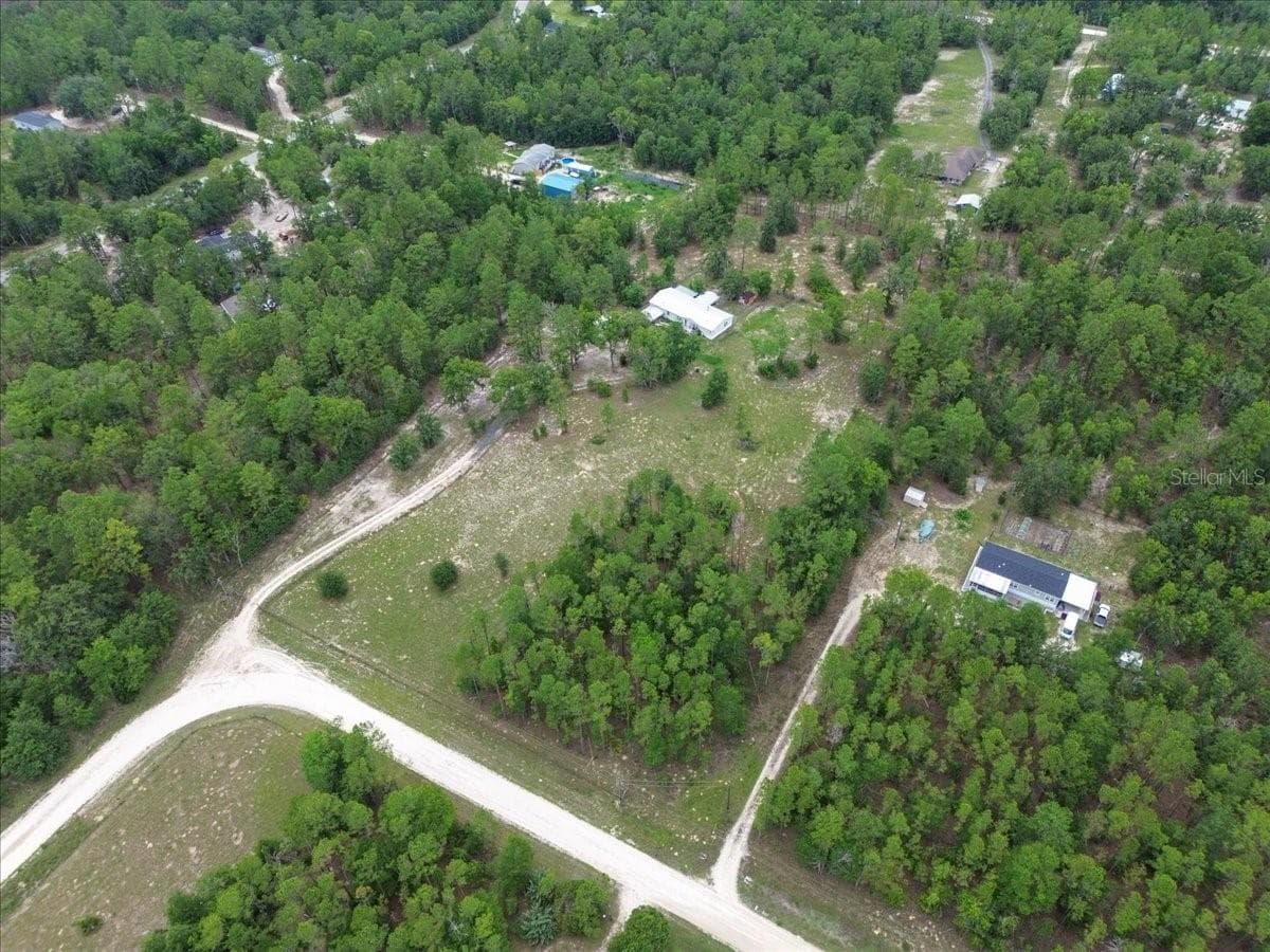 Manufactured Home at 7220 NE 24TH LOOP, HIGH SPRINGS, photo 32 of 38