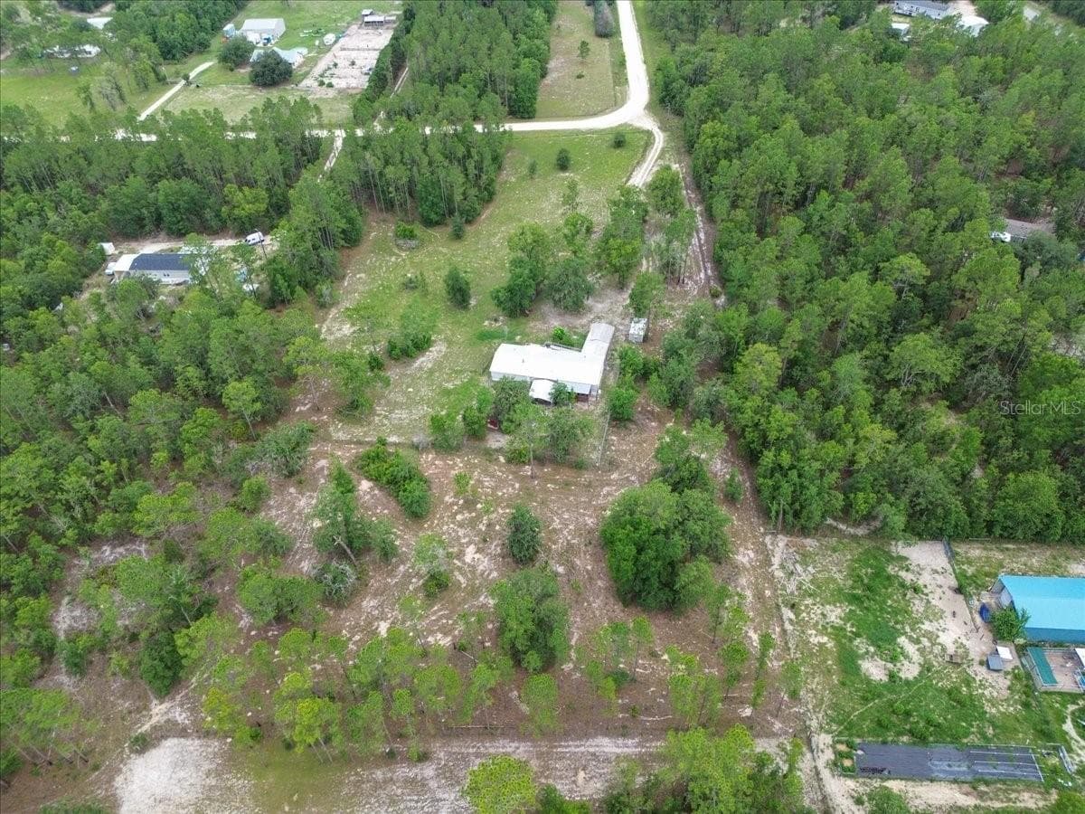 Manufactured Home at 7220 NE 24TH LOOP, HIGH SPRINGS, photo 37 of 38