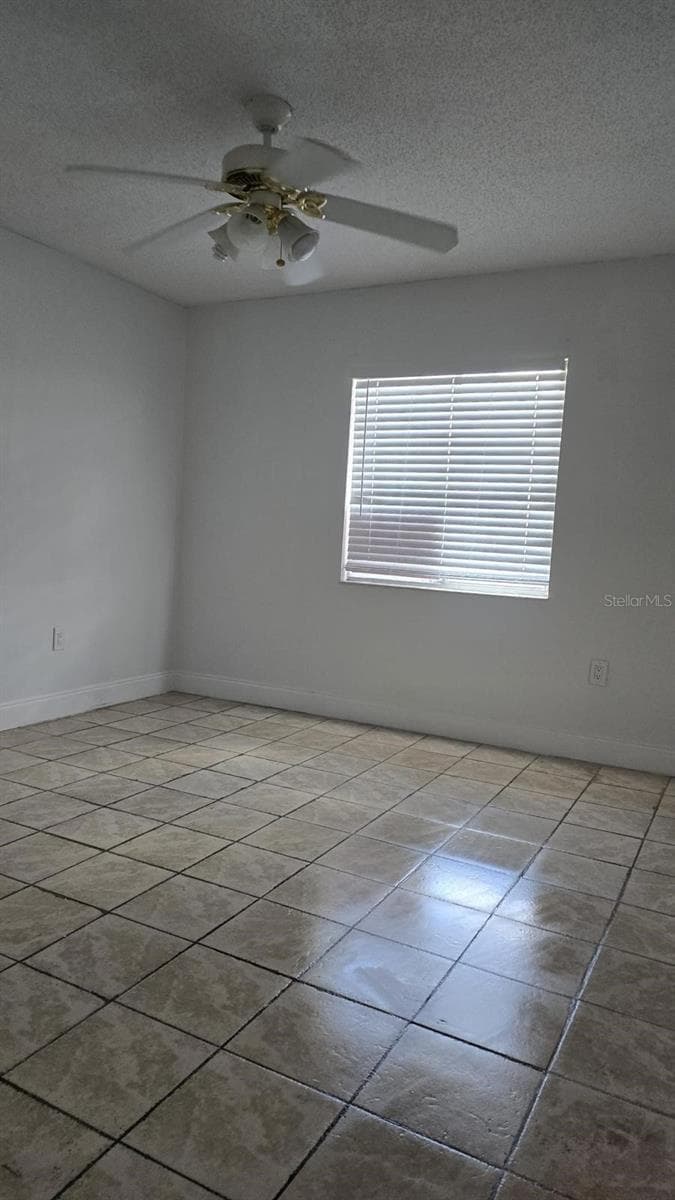 Condominium at 5214 VIA HACIENDA CIR #A307, ORLANDO, photo 7 of 13
