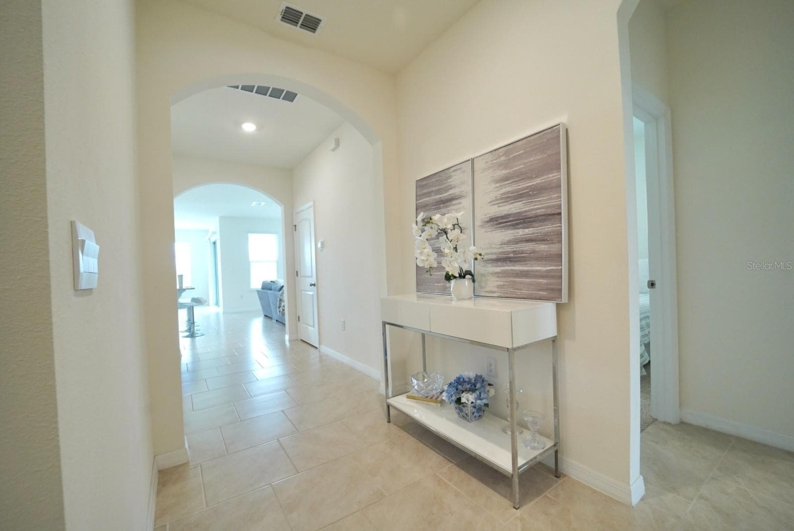 Single Family Residence at 6946 AUDOBON OSPREY CV, HARMONY, photo 4 of 35