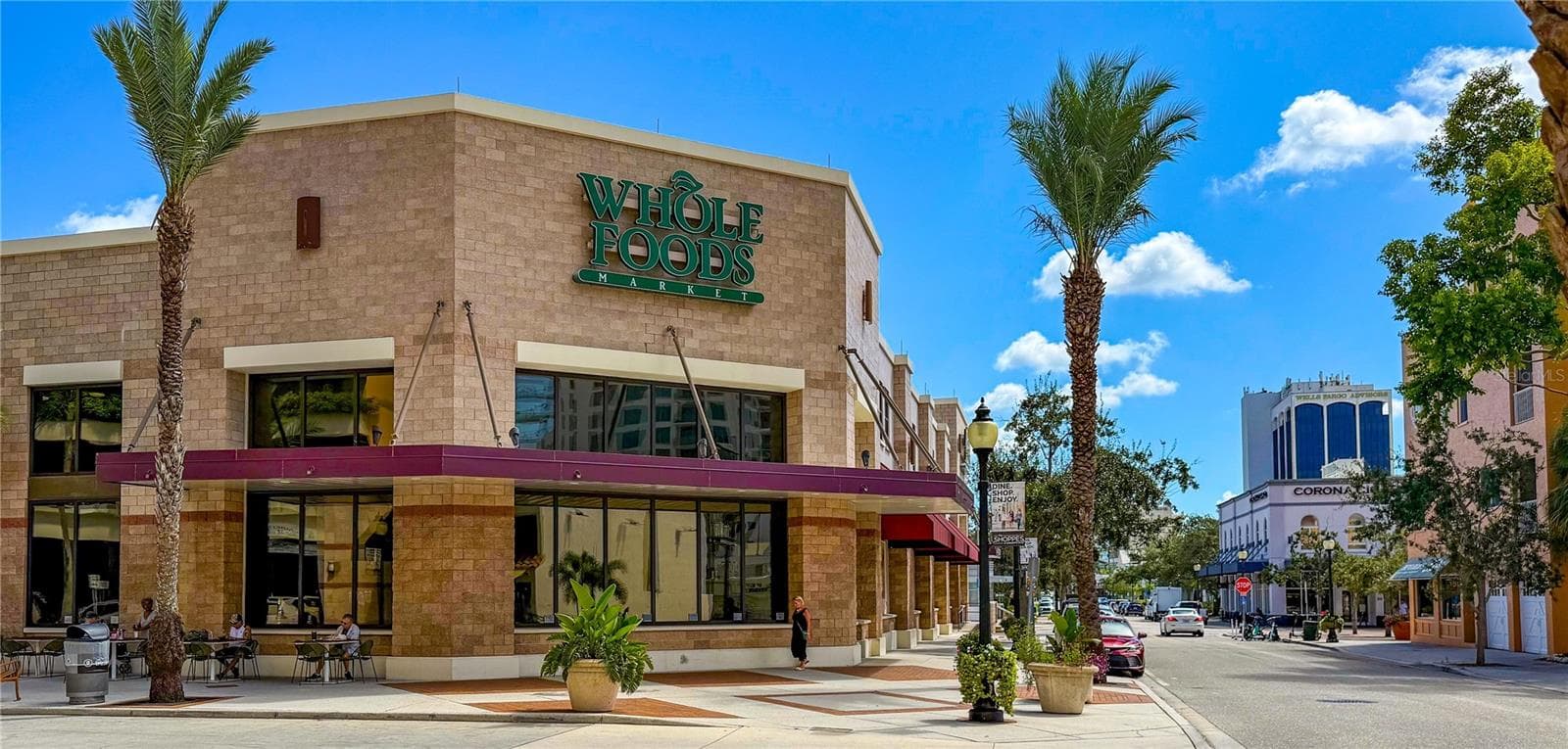 3-bocks to Whole Foods - 1305 4TH ST #202P, SARASOTA