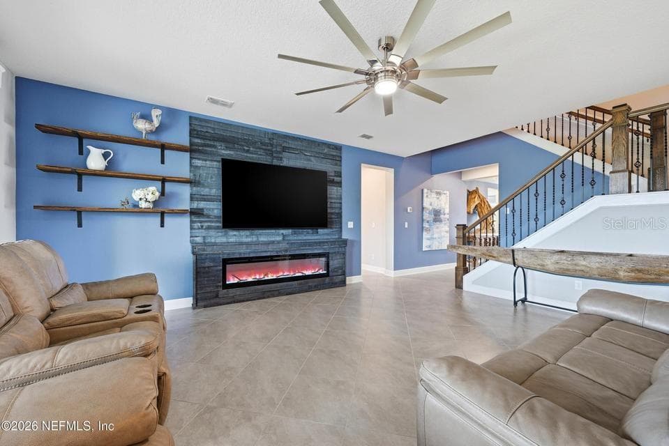 Family Room - 128 WINDWALKER DR, ST AUGUSTINE