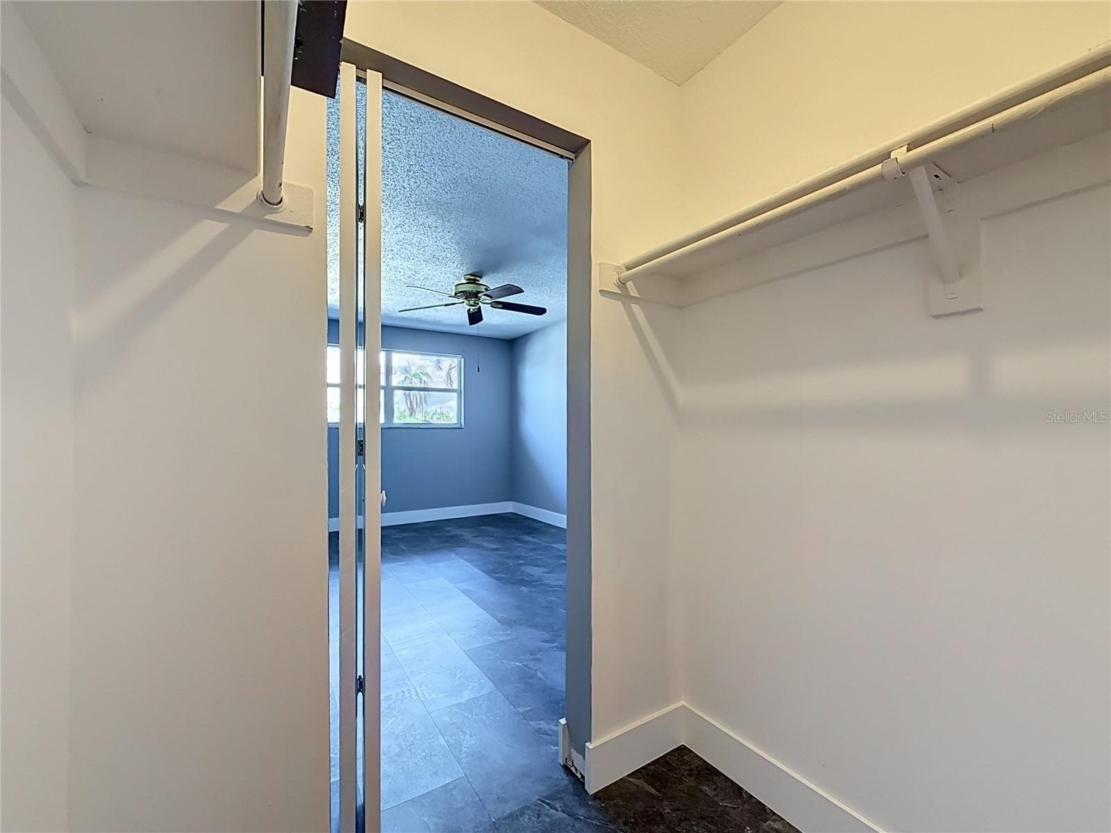walk in closet - 3018 59TH ST S #102, GULFPORT