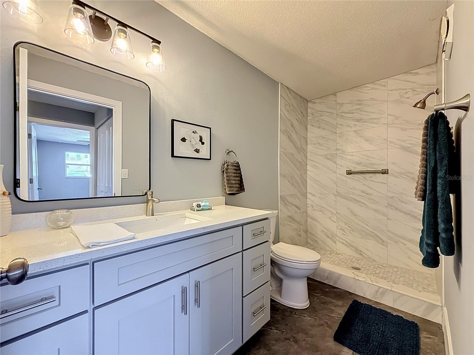 Updated bathroom - 3018 59TH ST S #102, GULFPORT