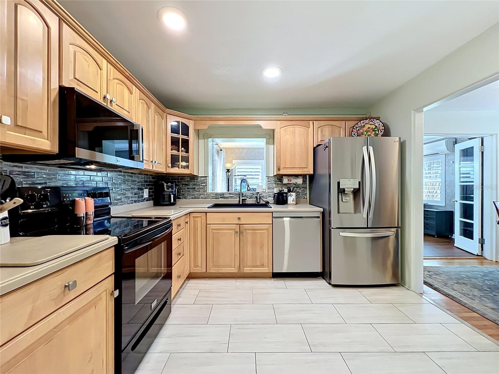 Single Family Residence at 2806 VINE ST, ORLANDO, photo 17 of 67