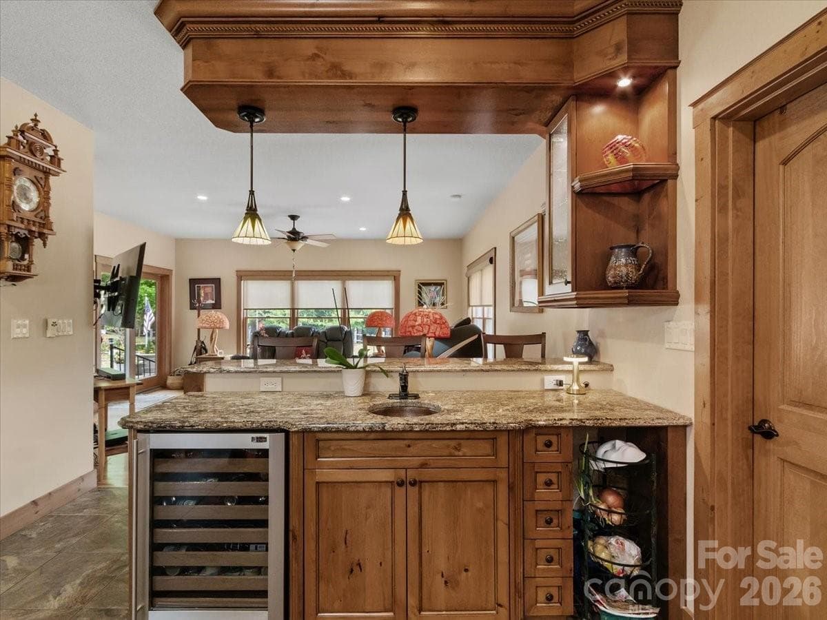 Single Family Residence at 750 Barebridge Drive, Burnsville, photo 13 of 47