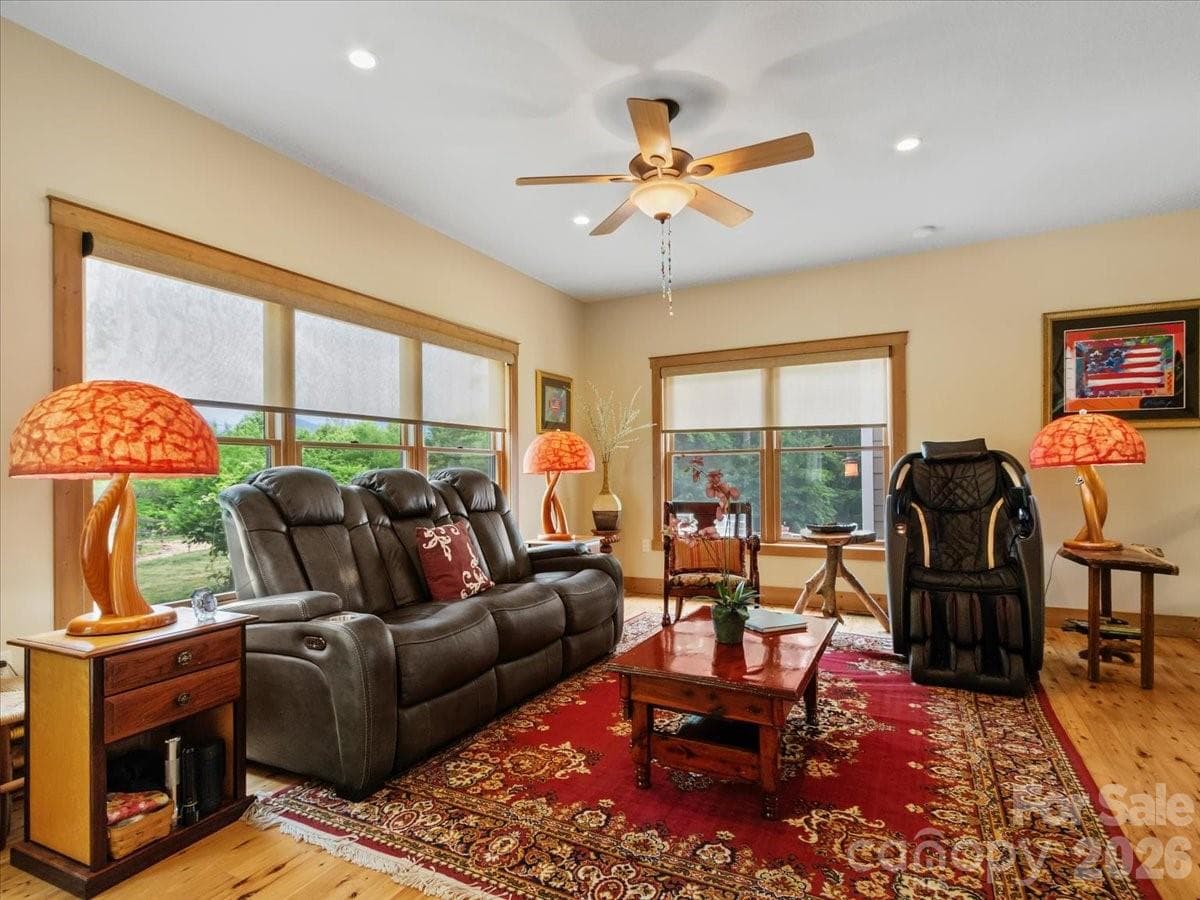 Living room - 750 Barebridge Drive, Burnsville