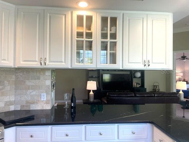 Single Family Residence at 11818 FIORE LN, SARASOTA, photo 11 of 61