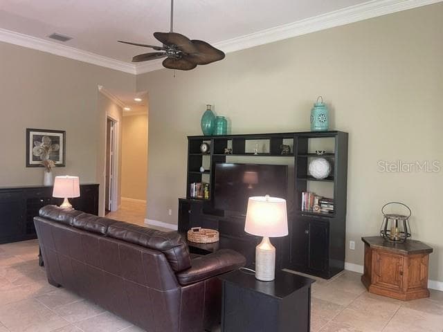 Single Family Residence at 11818 FIORE LN, SARASOTA, photo 19 of 61