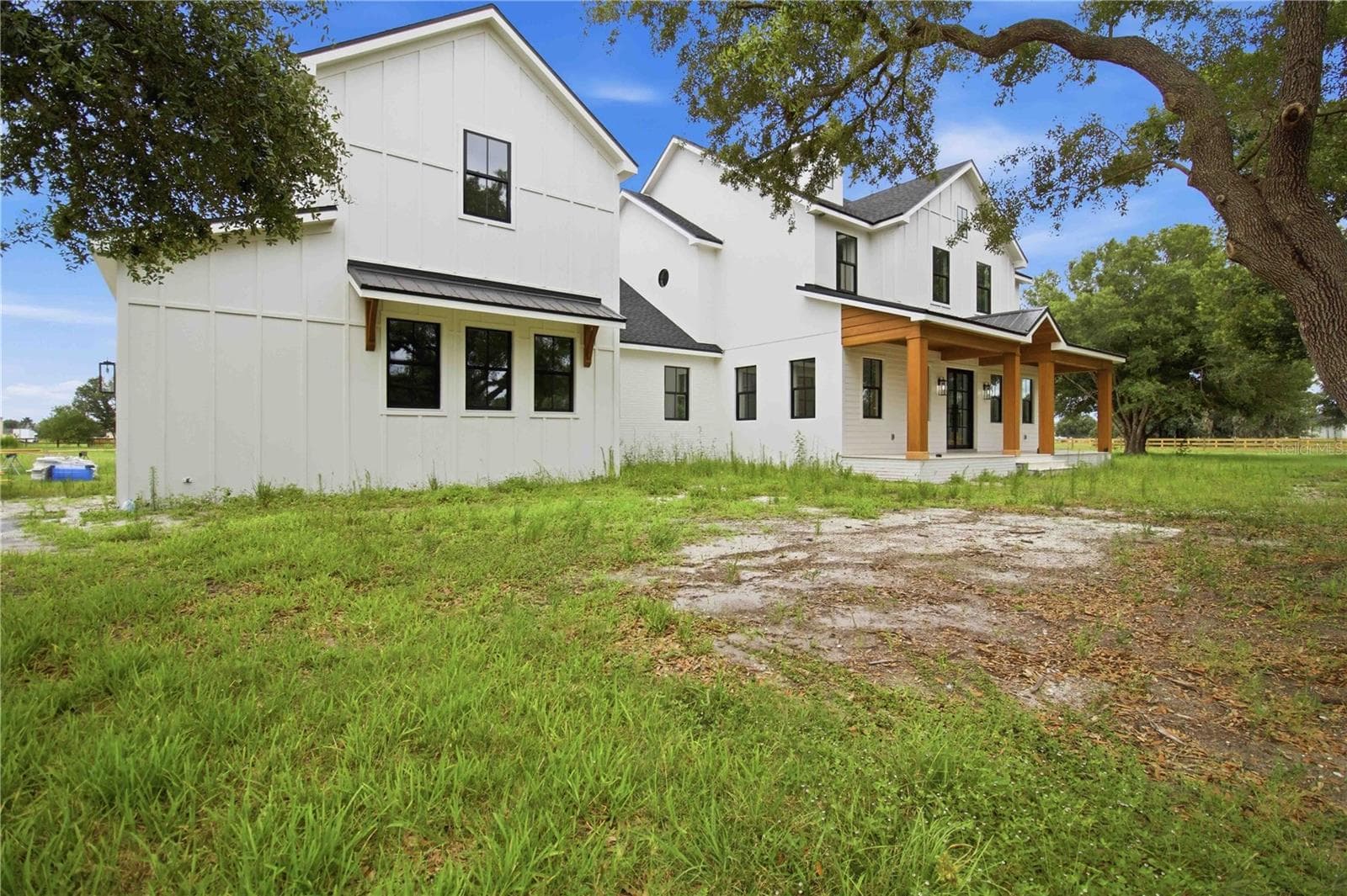 Single Family Residence at 639 OAKFORD RD, SARASOTA, photo 5 of 28