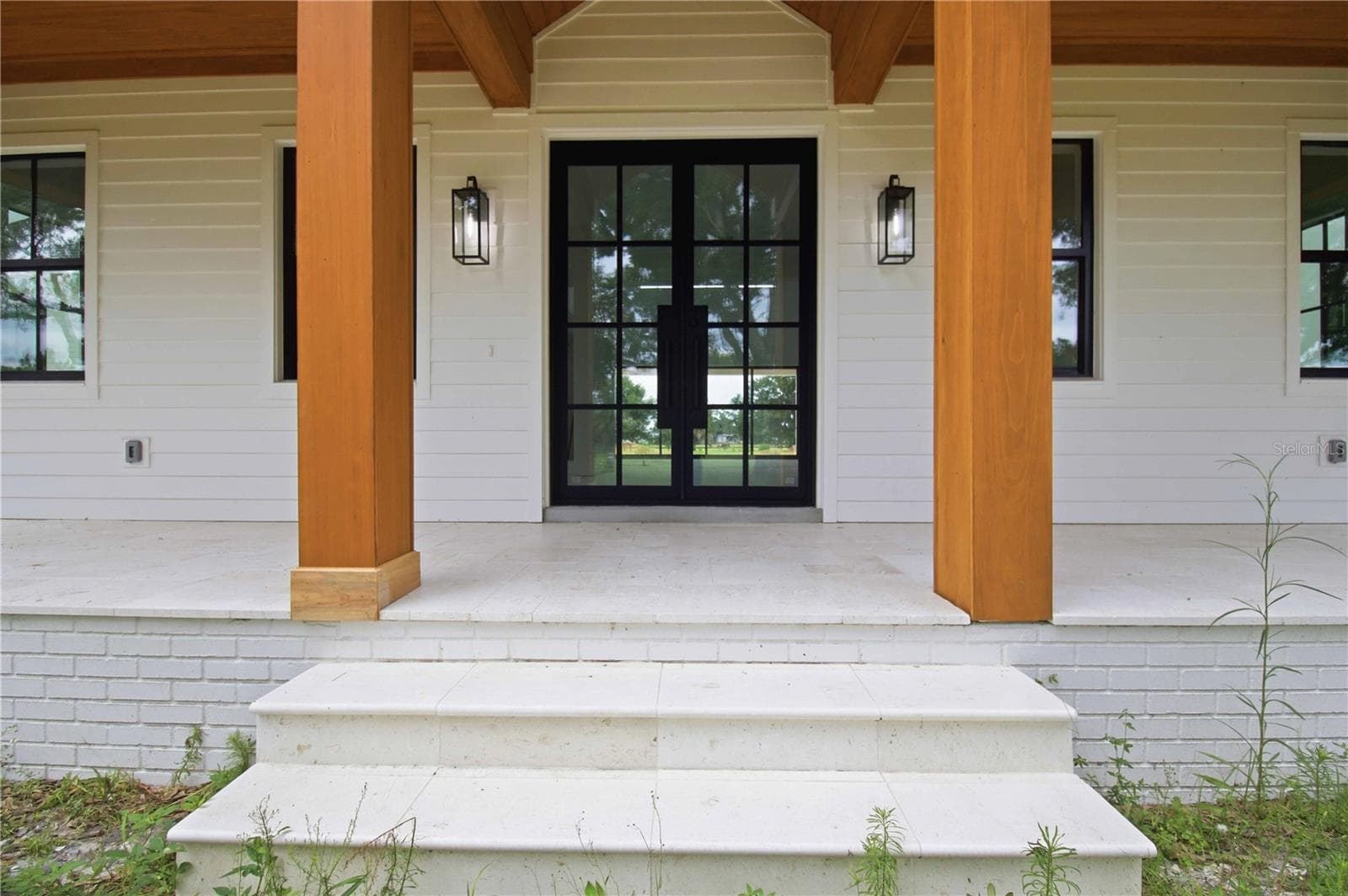 Single Family Residence at 639 OAKFORD RD, SARASOTA, photo 9 of 28