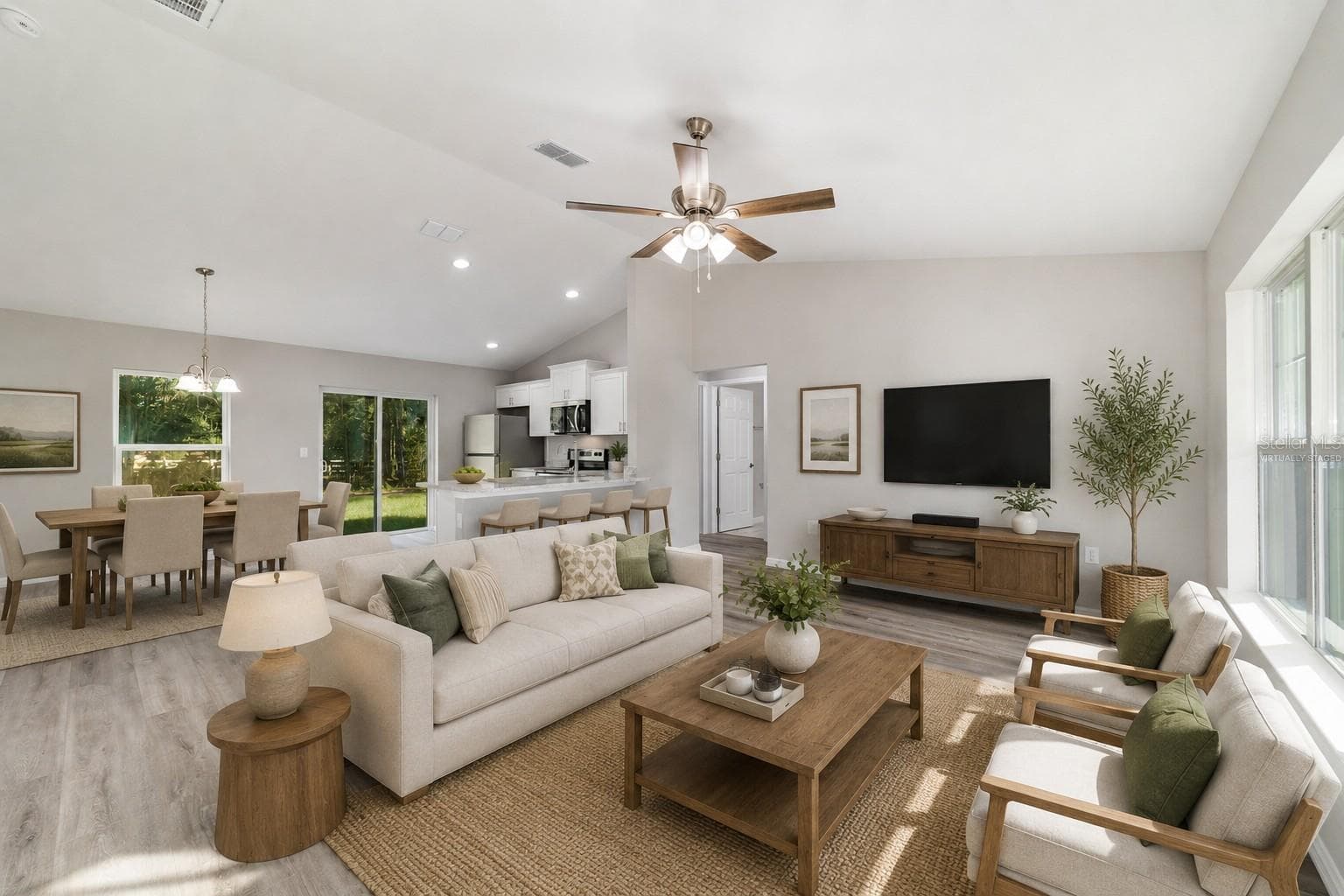 Virtually Staged - 44 ALMOND RD, OCALA