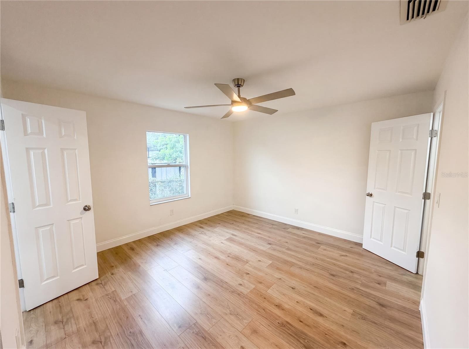 Single Family Residence at 845 40TH AVE S, ST PETERSBURG, photo 15 of 24
