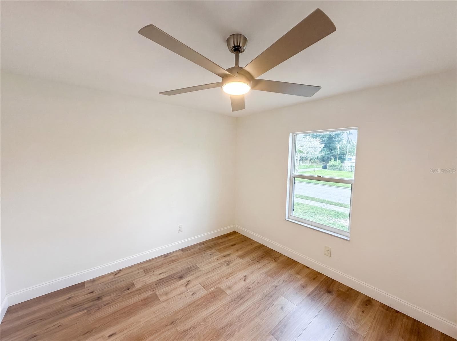 Single Family Residence at 845 40TH AVE S, ST PETERSBURG, photo 18 of 24